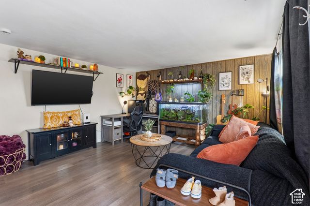824 W DALTON AVE, Salt Lake City, UT 84104