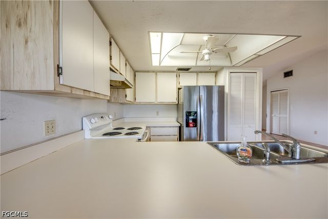 3810 SW 7th AVE, Cape Coral, FL 33914