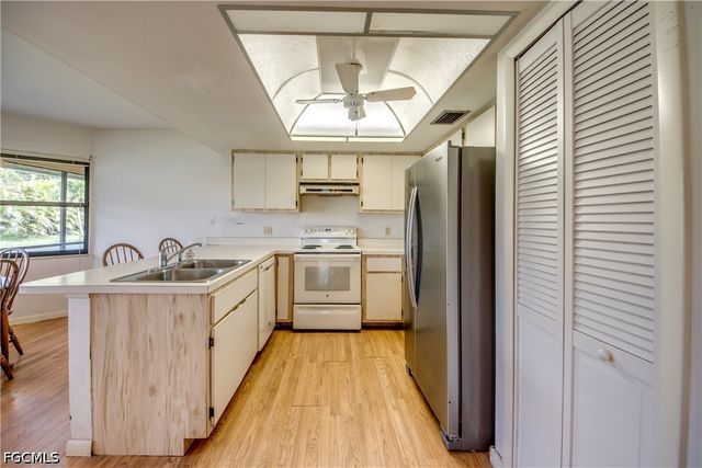 3810 SW 7th AVE, Cape Coral, FL 33914