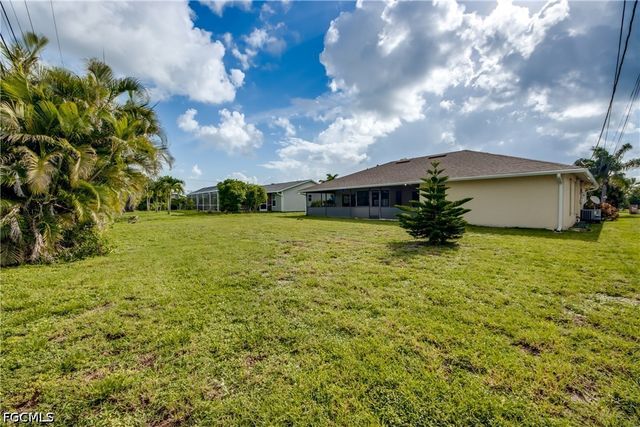 3810 SW 7th AVE, Cape Coral, FL 33914