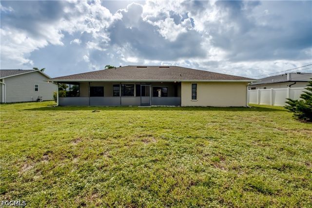 3810 SW 7th AVE, Cape Coral, FL 33914