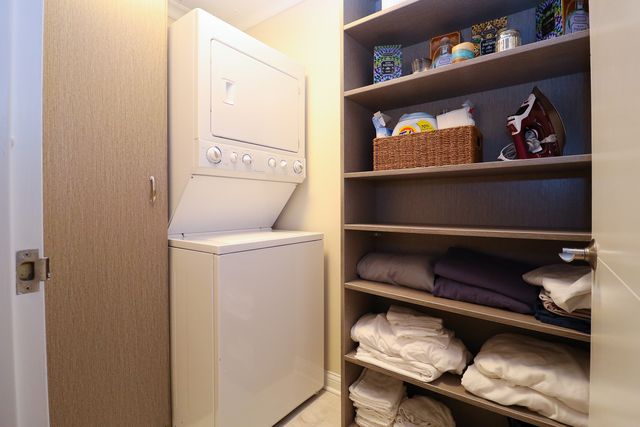 360 E Randolph Street 2205, Chicago, IL 60601