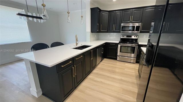 9936 Woodworth Ct, Wellington, FL 33414