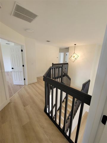 9936 Woodworth Ct, Wellington, FL 33414