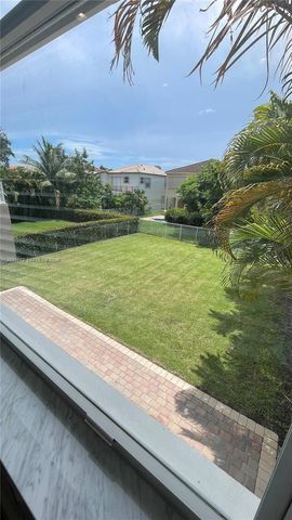9936 Woodworth Ct, Wellington, FL 33414