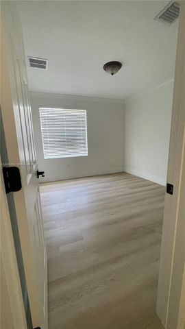 9936 Woodworth Ct, Wellington, FL 33414