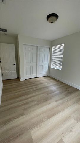 9936 Woodworth Ct, Wellington, FL 33414