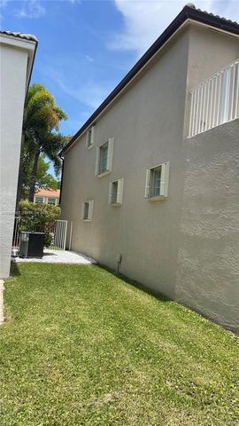 9936 Woodworth Ct, Wellington, FL 33414