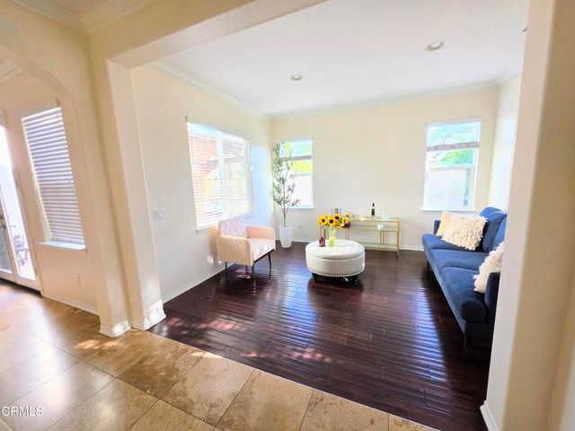 364 Cottages Court, Camarillo, CA 93012