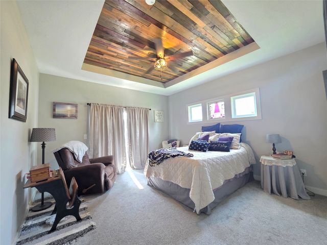 1120 N 17th Street, Chariton, IA 50049