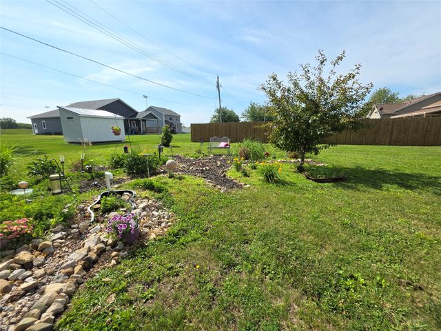 1120 N 17th Street, Chariton, IA 50049