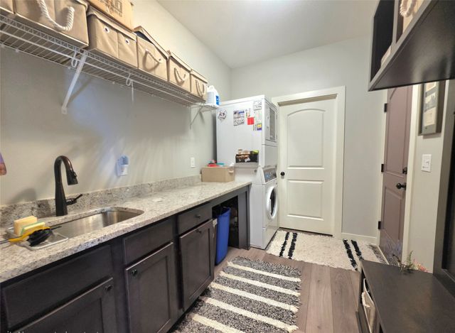 1120 N 17th Street, Chariton, IA 50049