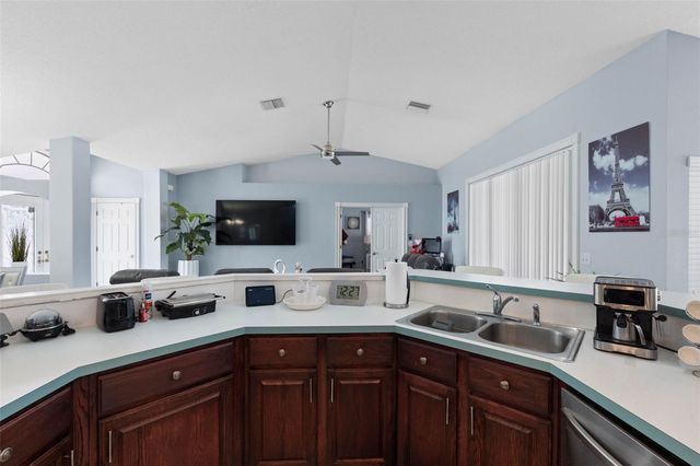 6125 MARINER BOULEVARD, Spring Hill, FL 34609