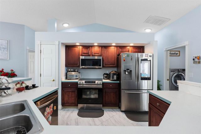 6125 MARINER BOULEVARD, Spring Hill, FL 34609