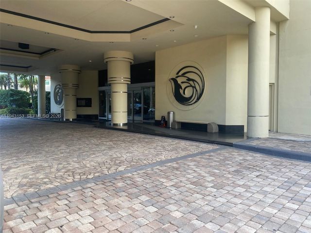 20191 E Country Club Dr 911, Aventura, FL 33180