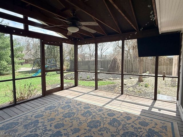 3224 Halsey Drive NE, Warren, OH 44483