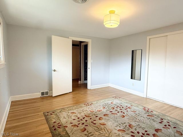 3224 Halsey Drive NE, Warren, OH 44483