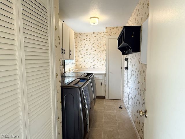 3224 Halsey Drive NE, Warren, OH 44483