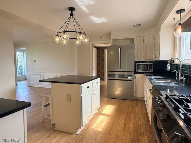 3224 Halsey Drive NE, Warren, OH 44483