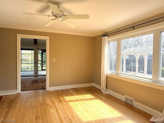 3224 Halsey Drive NE, Warren, OH 44483