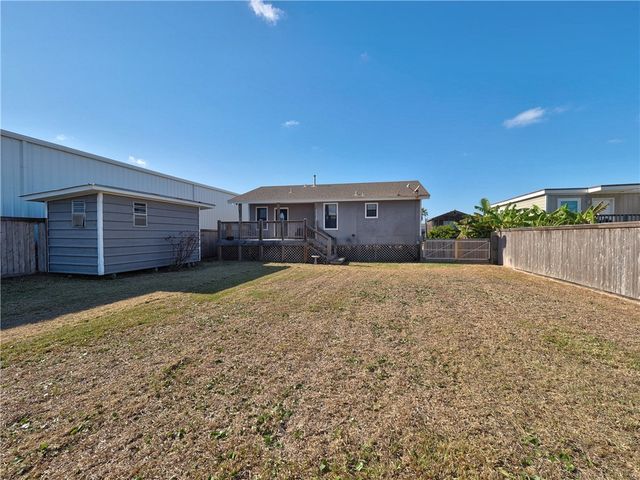 613 Gulf St, Port Aransas, TX 78373