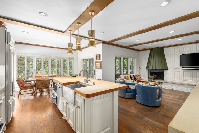 8803 E Clubside, Wichita, KS 67206