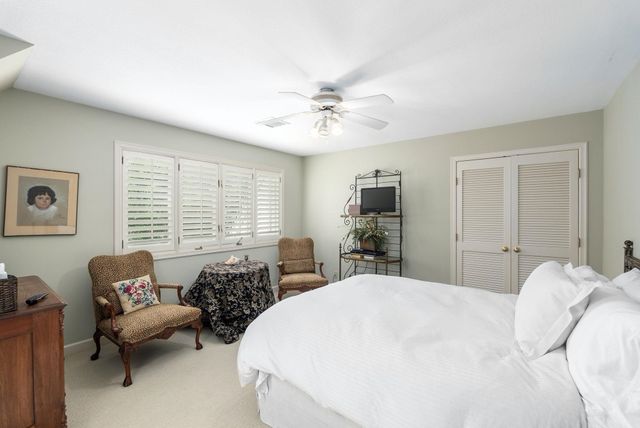 8803 E Clubside, Wichita, KS 67206