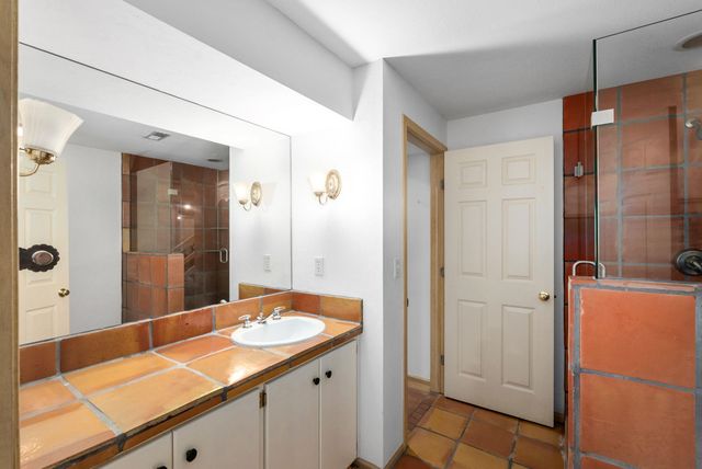 8803 E Clubside, Wichita, KS 67206