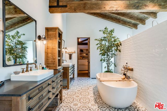 71911 Desert Drive, Rancho Mirage, CA 92270