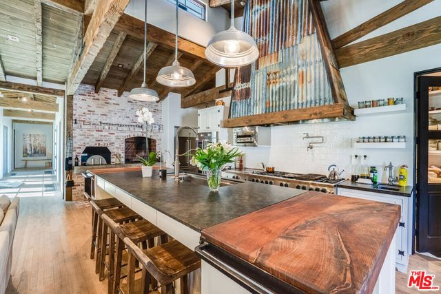 71911 Desert Drive, Rancho Mirage, CA 92270