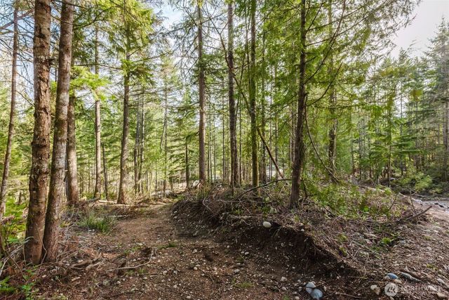 8985 SW Lake Flora Road, Port Orchard, WA 98367