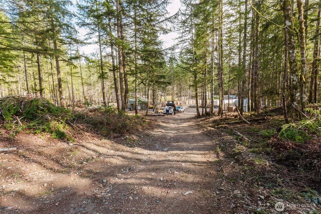 8985 SW Lake Flora Road, Port Orchard, WA 98367