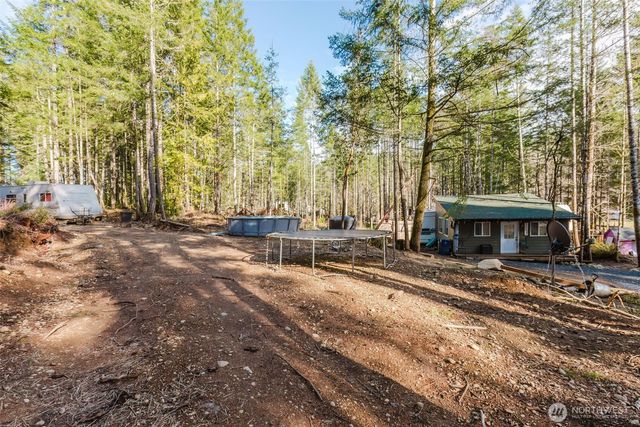 8985 SW Lake Flora Road, Port Orchard, WA 98367