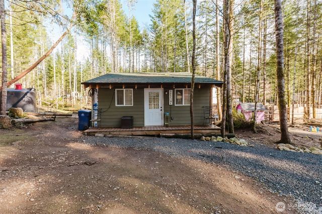 8985 SW Lake Flora Road, Port Orchard, WA 98367