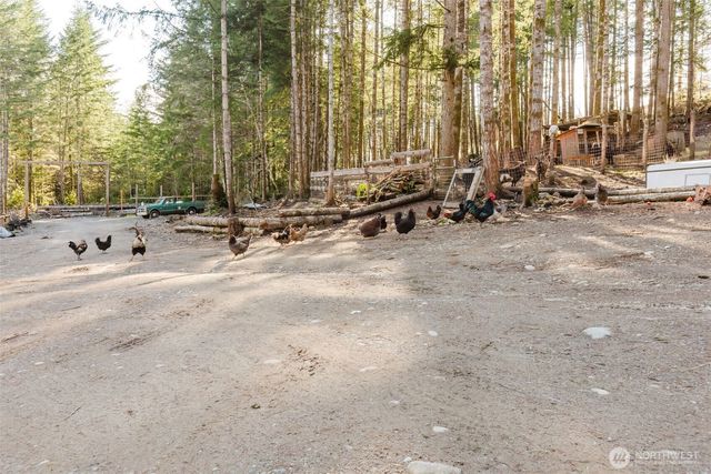 8985 SW Lake Flora Road, Port Orchard, WA 98367