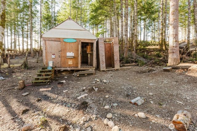 8985 SW Lake Flora Road, Port Orchard, WA 98367