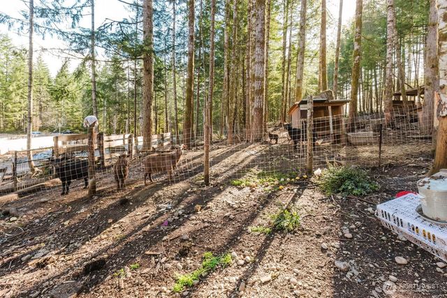 8985 SW Lake Flora Road, Port Orchard, WA 98367