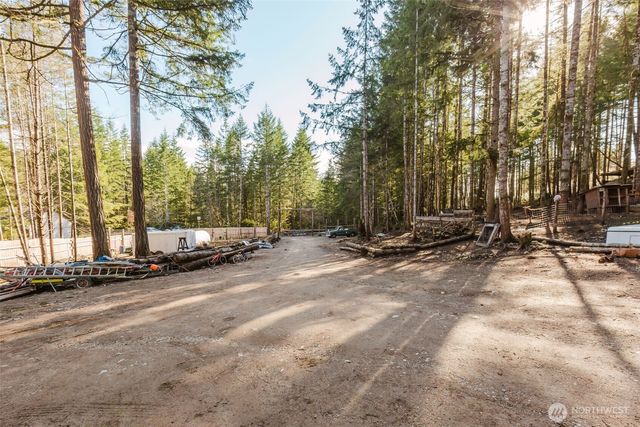 8985 SW Lake Flora Road, Port Orchard, WA 98367