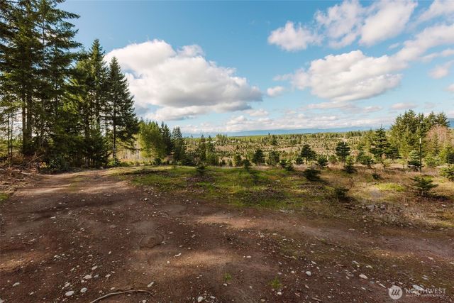 8985 SW Lake Flora Road, Port Orchard, WA 98367