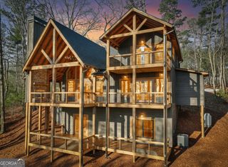 142 Red Oak Trail, Ellijay, GA 30540