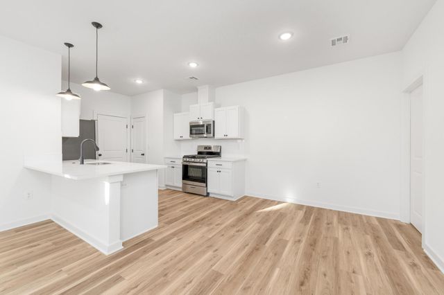 12242 W Rosemary St, Maize, KS 67223