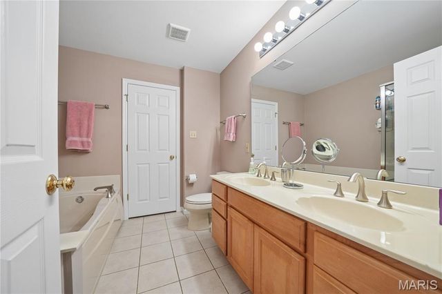 233 Cordovan Commons Parkway, St Louis, MO 63017