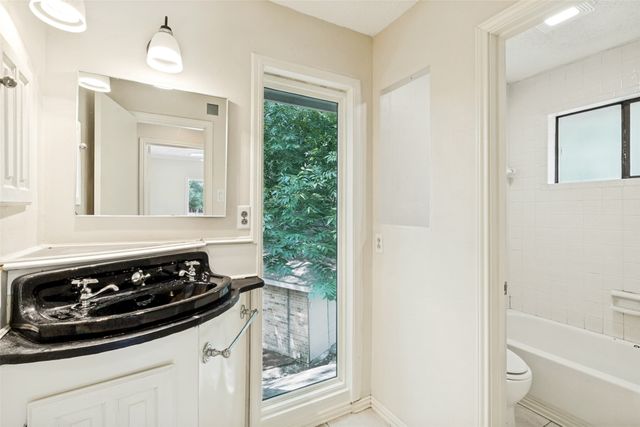 4710 Fallon Place, Dallas, TX 75227