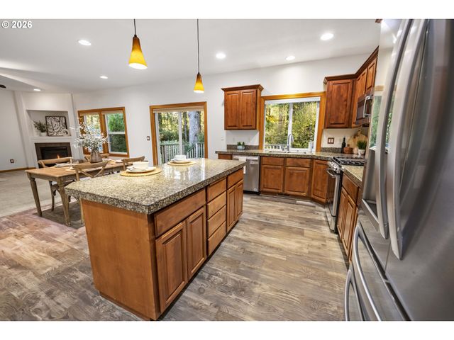 1176 NAUTICAL Dr, Hammond, OR 97121