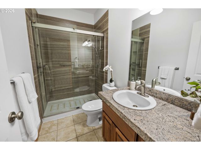 1176 NAUTICAL Dr, Hammond, OR 97121