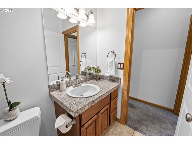 1176 NAUTICAL Dr, Hammond, OR 97121