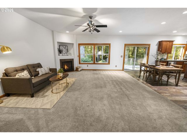 1176 NAUTICAL Dr, Hammond, OR 97121