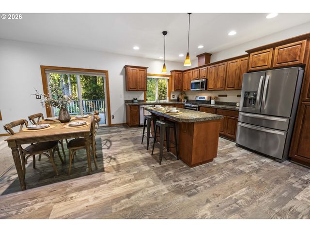 1176 NAUTICAL Dr, Hammond, OR 97121