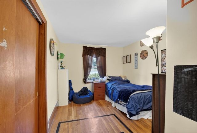 18 Hillside Dr, Lunenburg, MA 01462