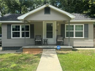 1617 Phillips Lane, Mobile, AL 36618
